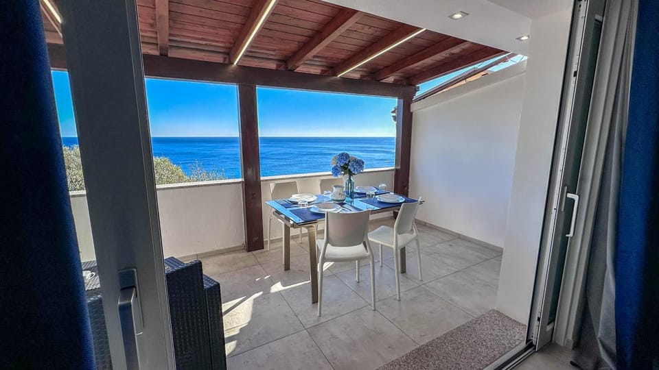 Balcony/Terrace, Dining area, Sea view