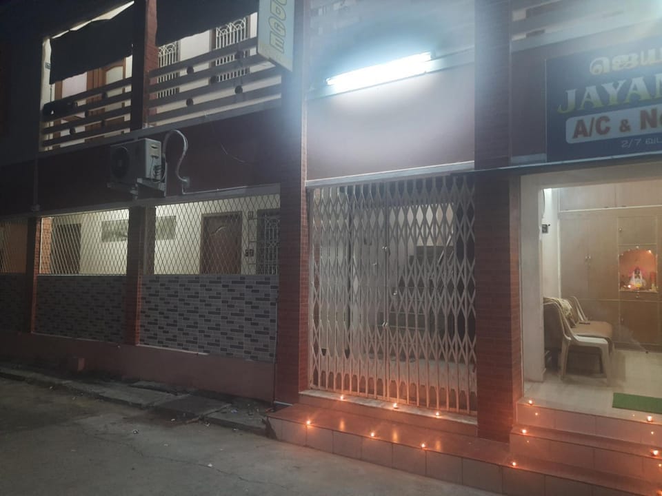 Jayam Lodge Hotel in Tamil Nadu