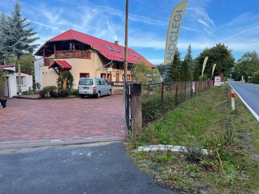 Zajazd SIÓDEMKA Bed and Breakfast in Lower Silesian Voivodeship
