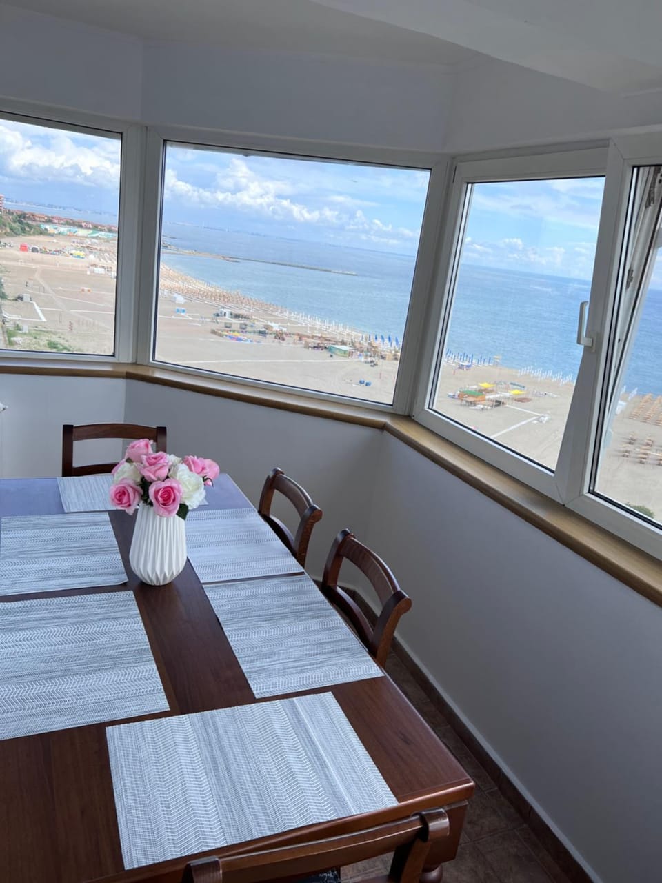 Balcony/Terrace, Living room, Seating area, Dining area, Sea view