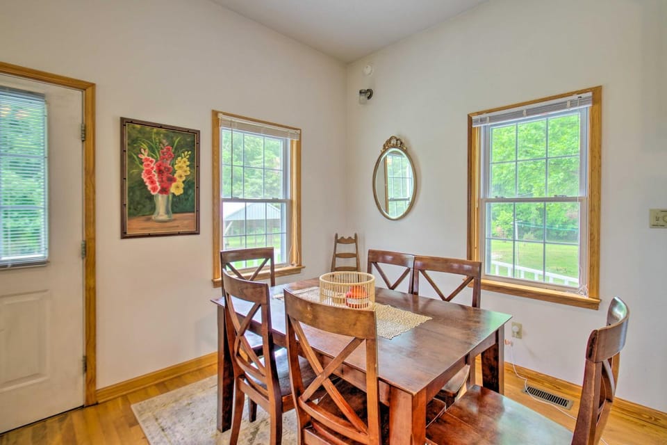 Charming Boydton Retreat ~ 5 Mi to Kerr Lake! House in Virginia
