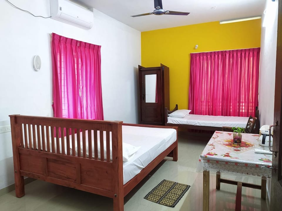 A K Munroe Homestay Vacation rental in Kerala