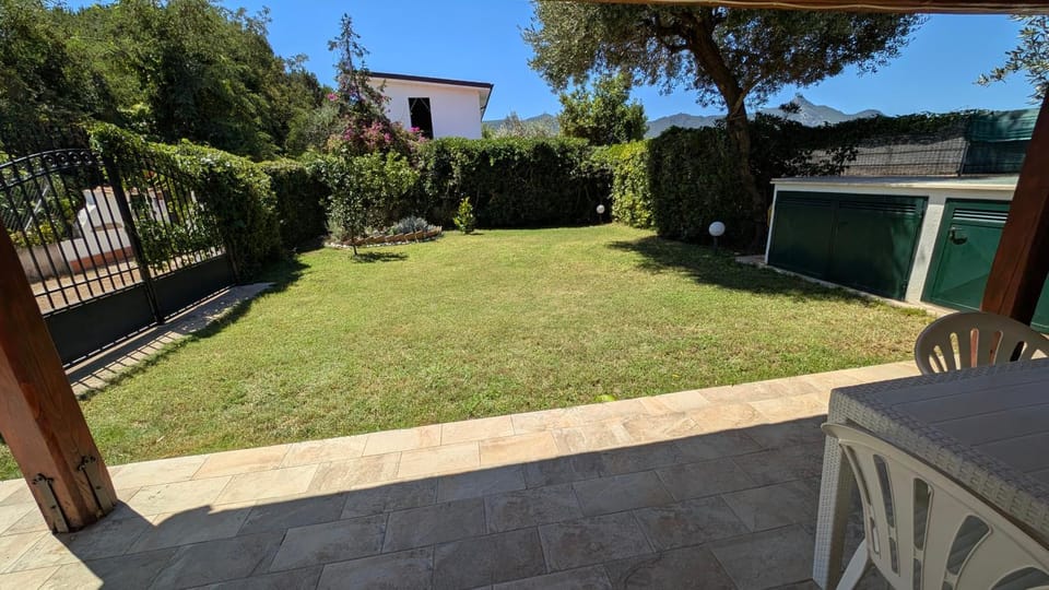 Il Piccolo Paradiso villino a San Felice Circeo vicino al mare House in San Felice Circeo