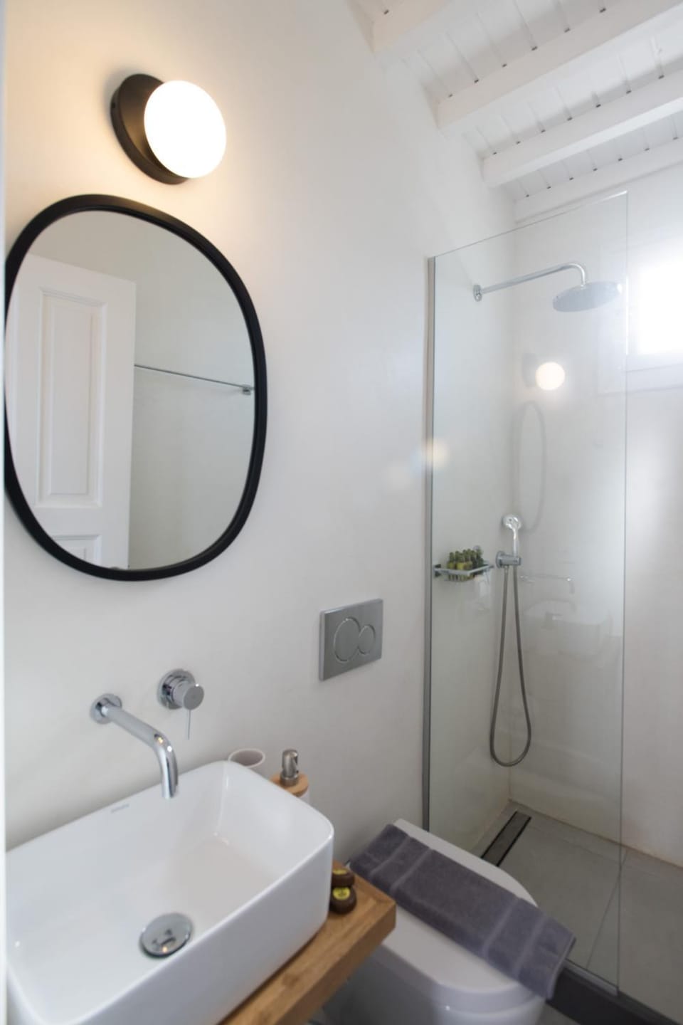 Shower, Bathroom, towels