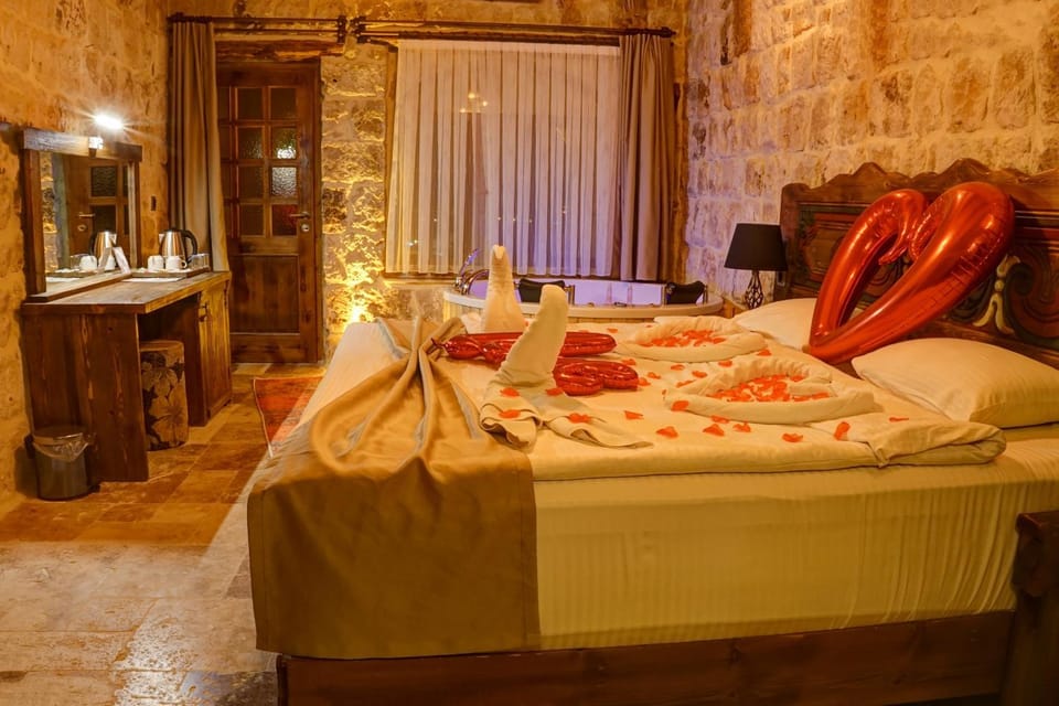 Bed, TV and multimedia, Coffee/tea facilities