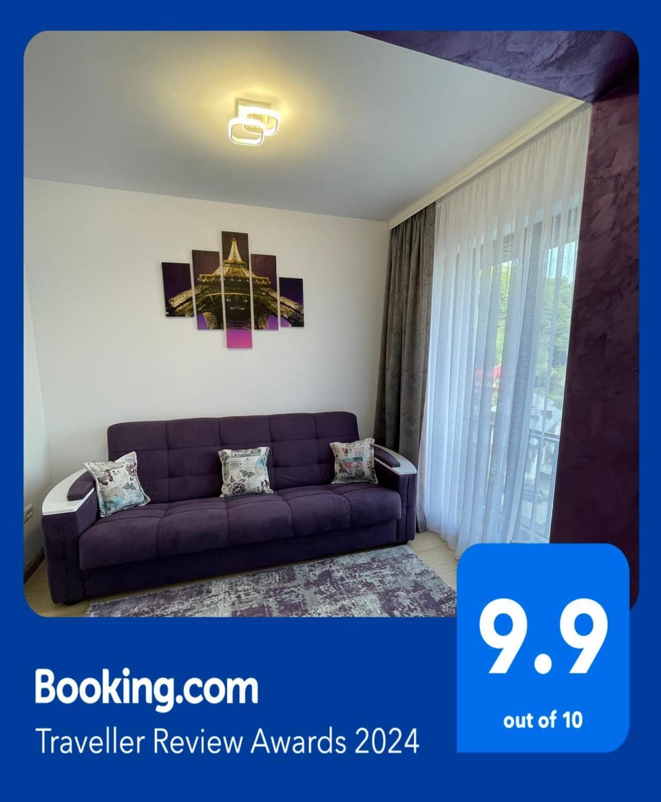 Communal lounge/ TV room, Bed, Living room, Photo of the whole room