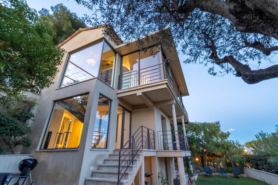 Property building, Patio, Day, Garden, View (from property/room), Balcony/Terrace, Garden view