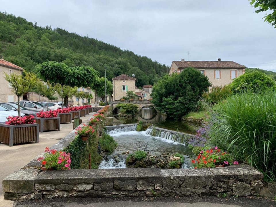 stylish one bedroom apartment in a lovely village Apartment in Occitanie