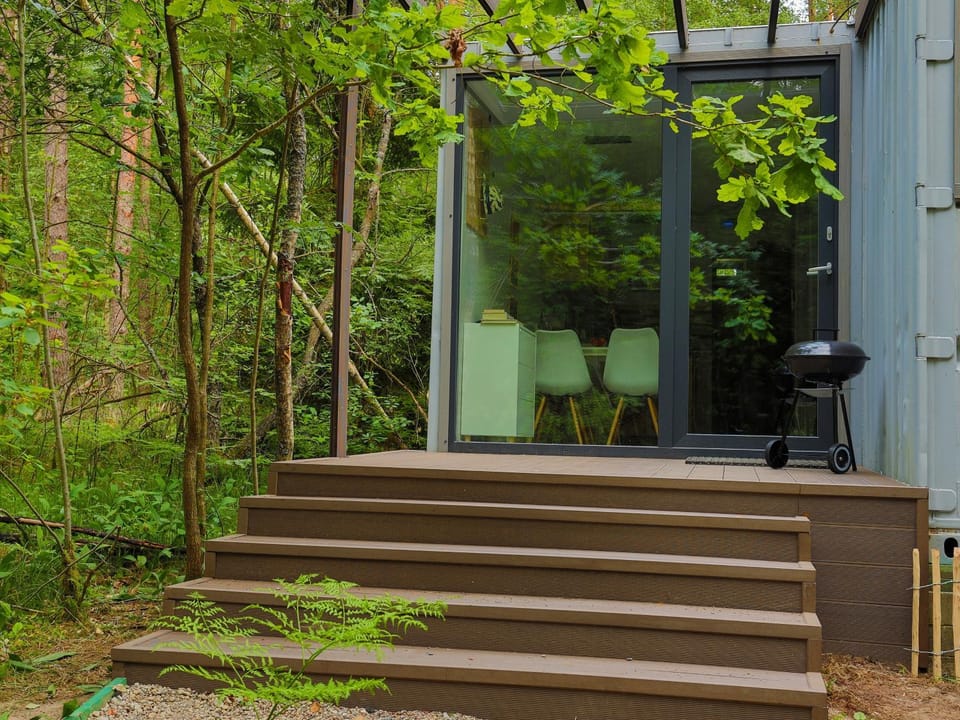 Property building, BBQ facilities