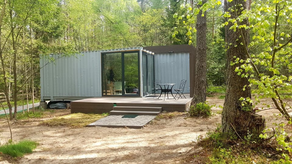 Property building, Facade/entrance, Garden