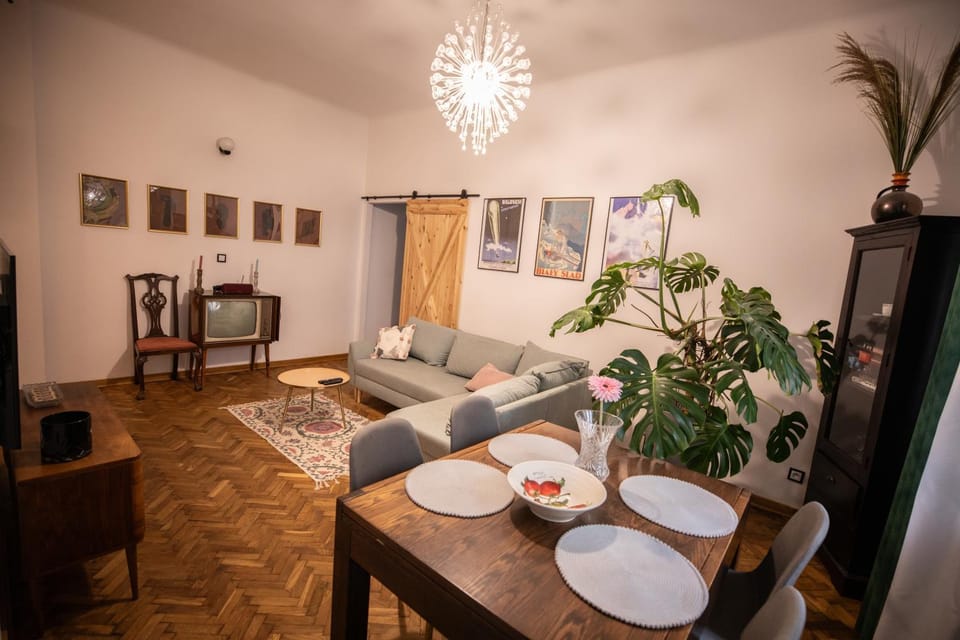 Warsaw Concierge Miedziana Apartment in Warsaw