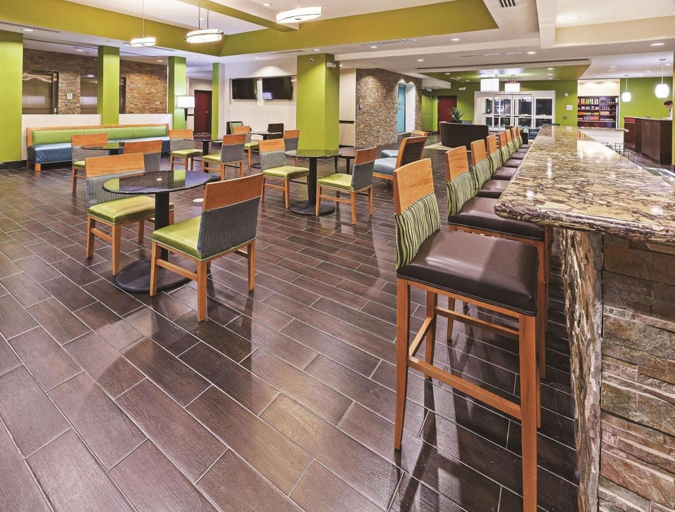 Lobby or reception, On site