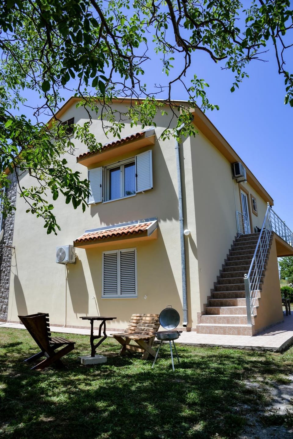 Property building, Garden