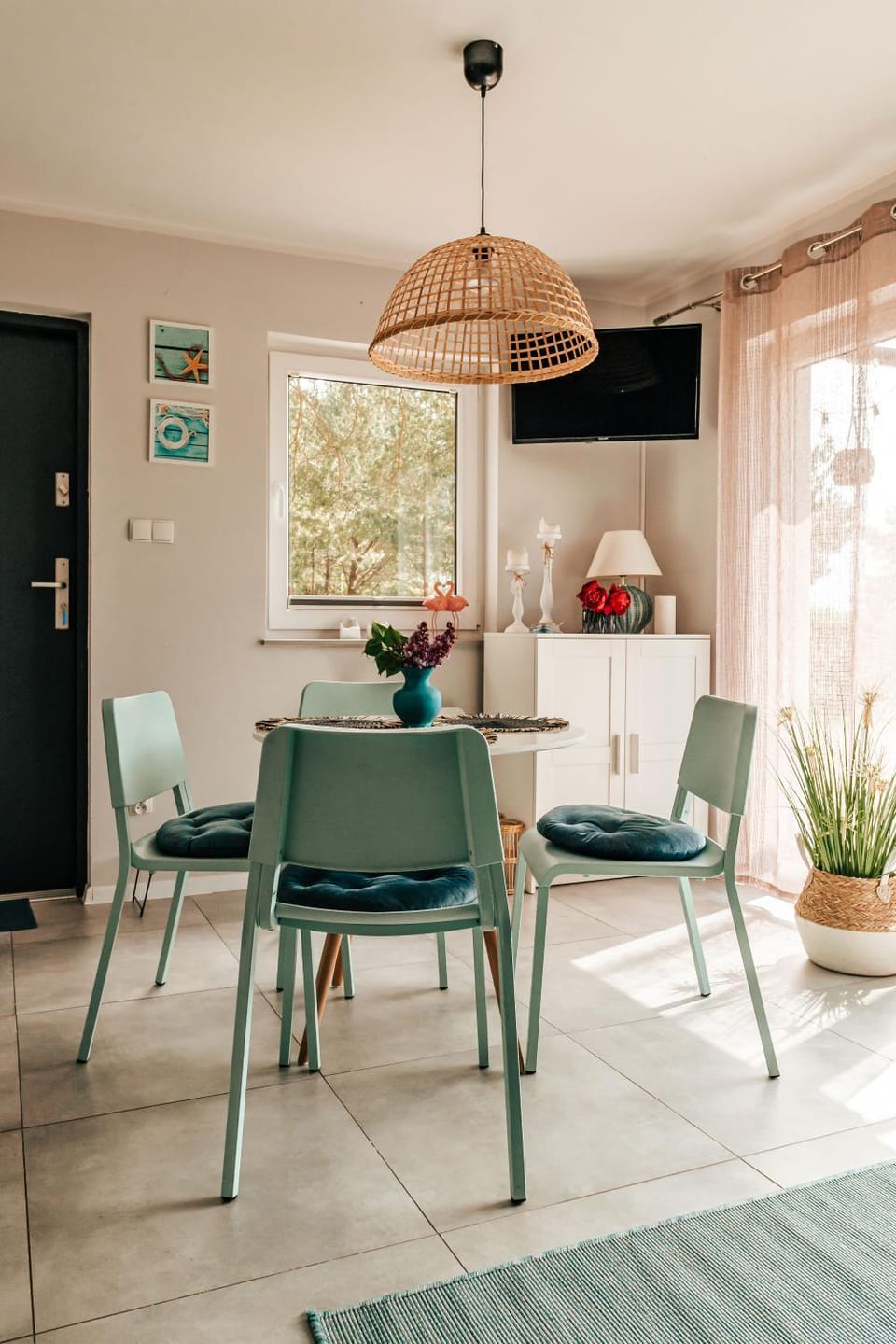 Cień Lasu Ostrowo, Jastrzębia Góra House in Pomeranian Voivodeship