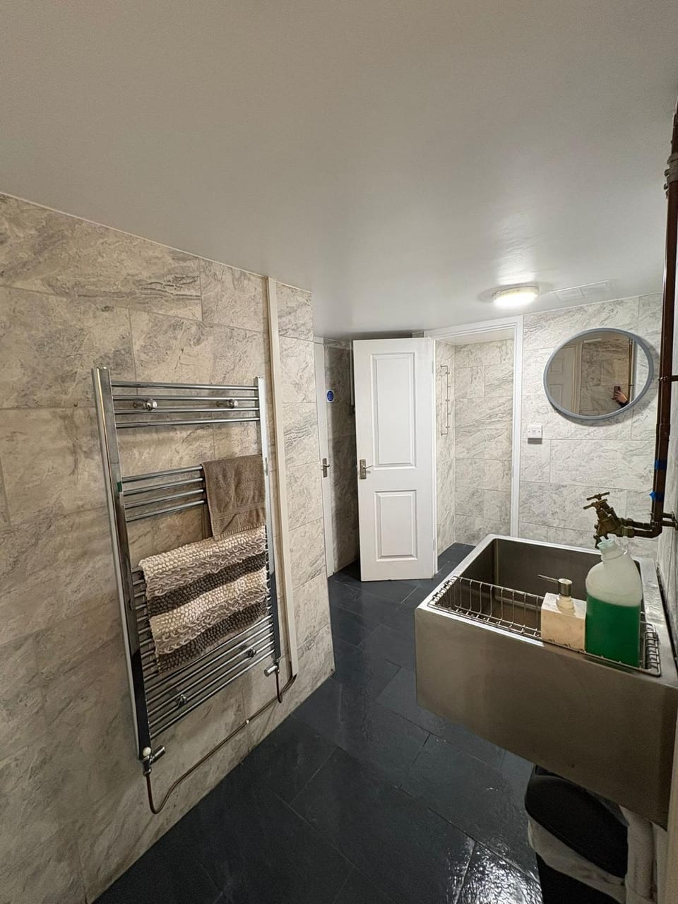 Cwmcarn Hotel & Bunkhouse Capsule hotel in Wales