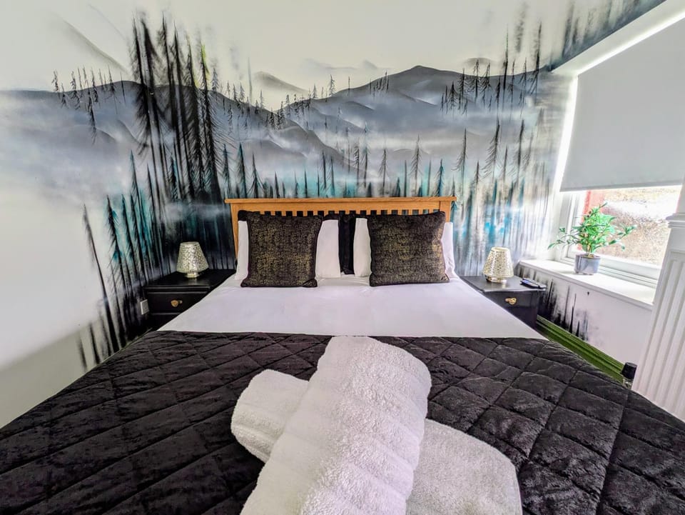 Bed, Bedroom