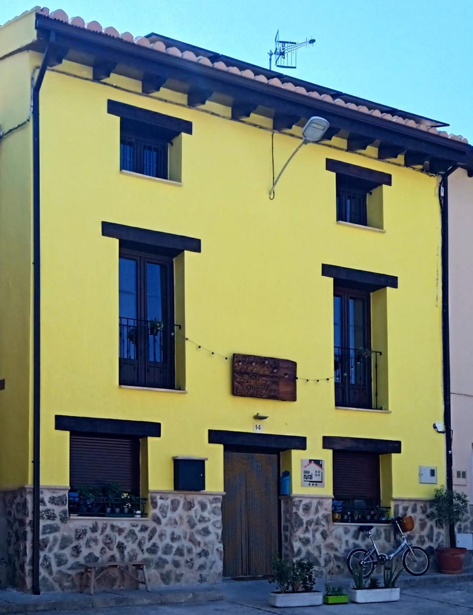 Property building, Facade/entrance, Lobby or reception