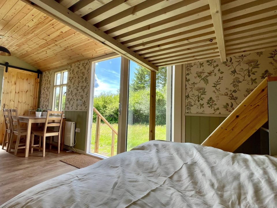 Stepping Stones Glamping ‘the olive’ House in County Cork