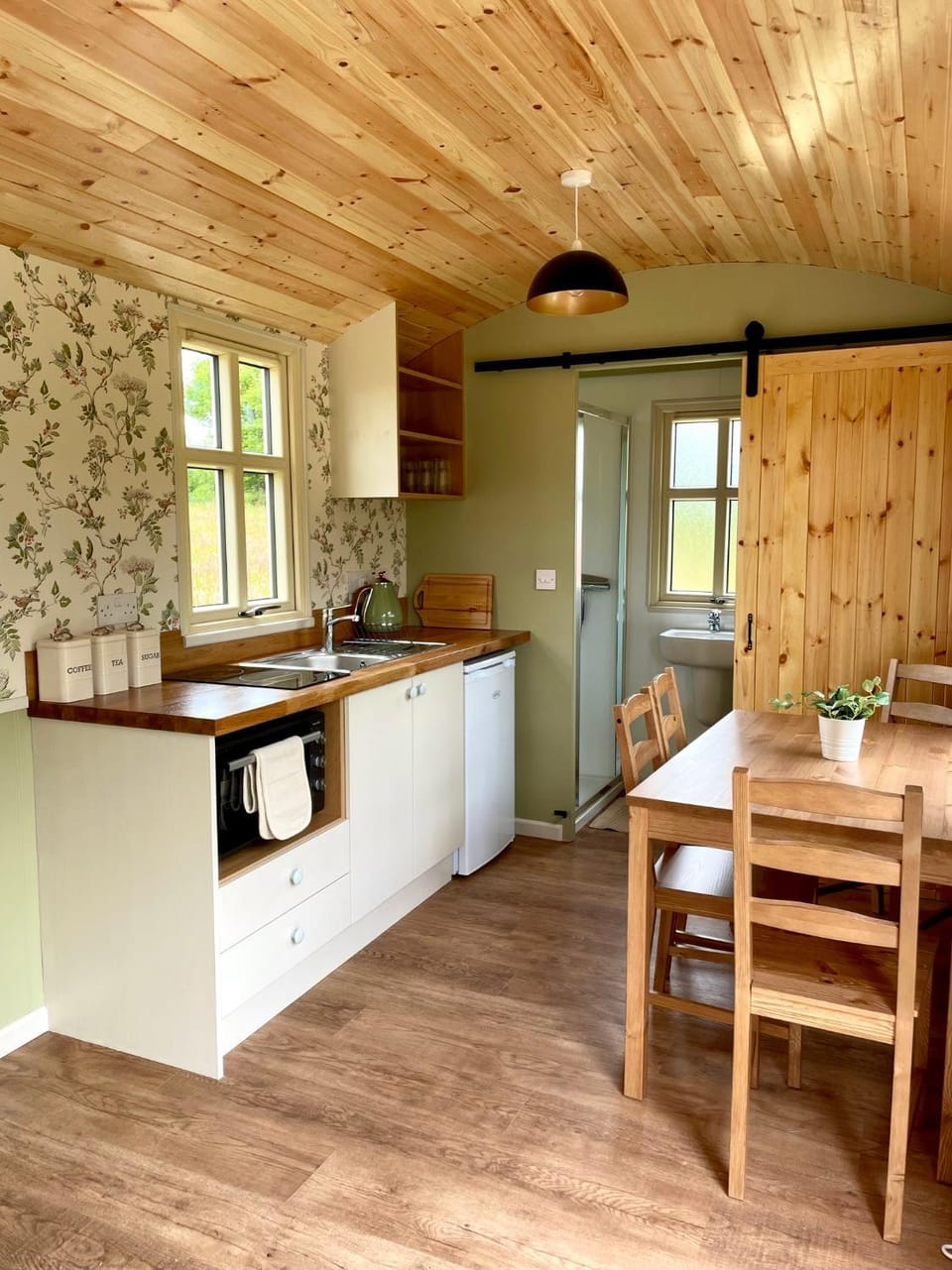 Stepping Stones Glamping ‘the olive’ House in County Cork
