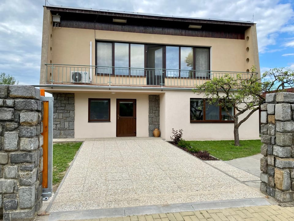 Property building, Parking