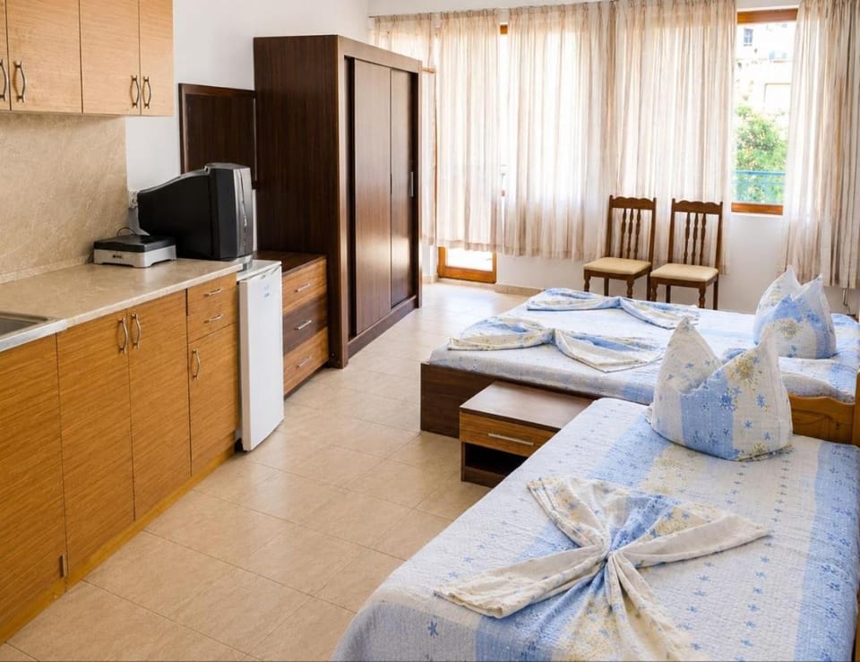 Къща за гости Уют Bed and Breakfast in Burgas Province