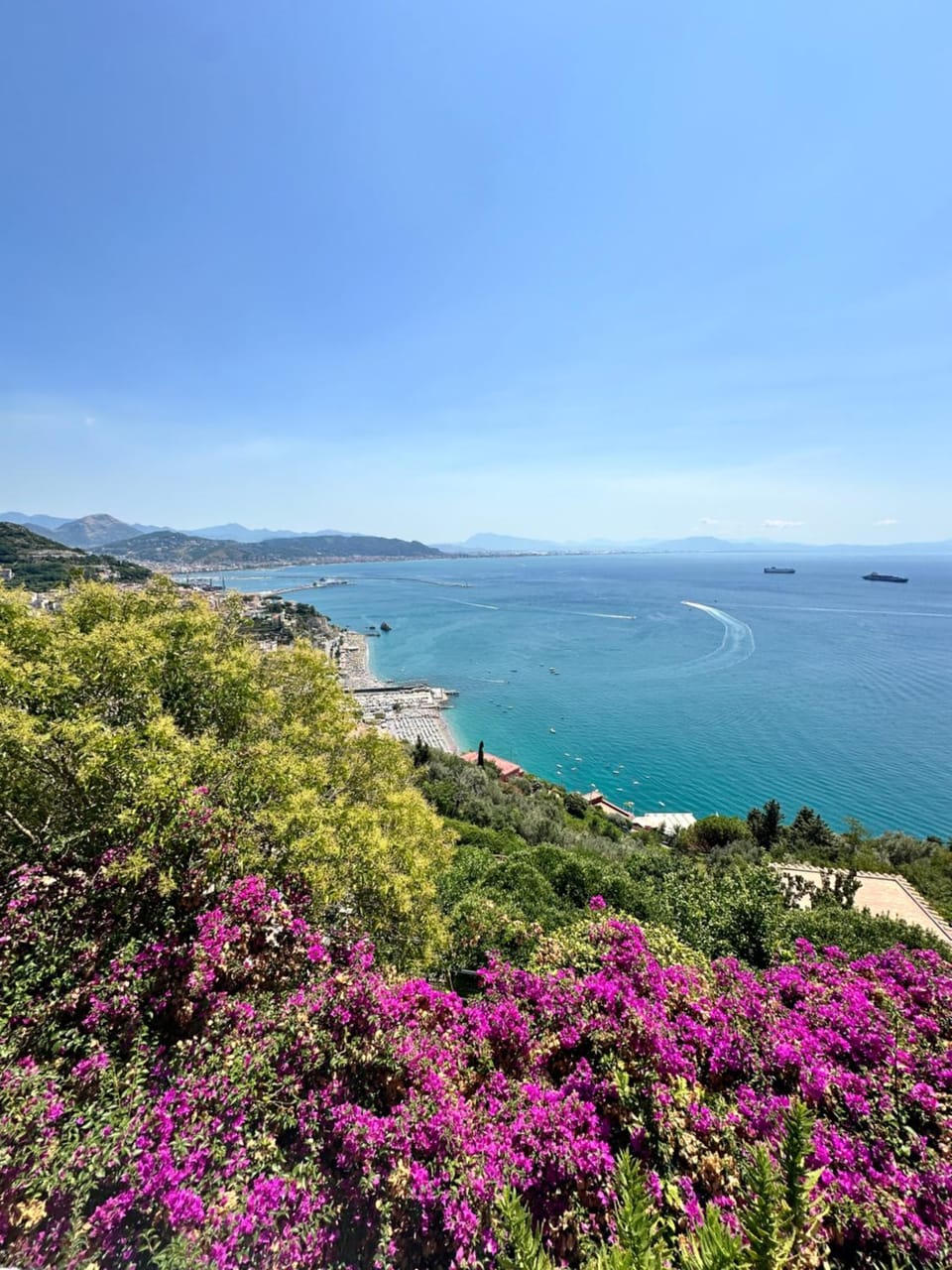 Nearby landmark, Spring, Natural landscape, Beach, Sea view