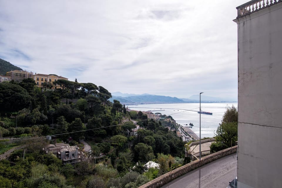 Nearby landmark, Day, Neighbourhood, Natural landscape, Mountain view, Sea view