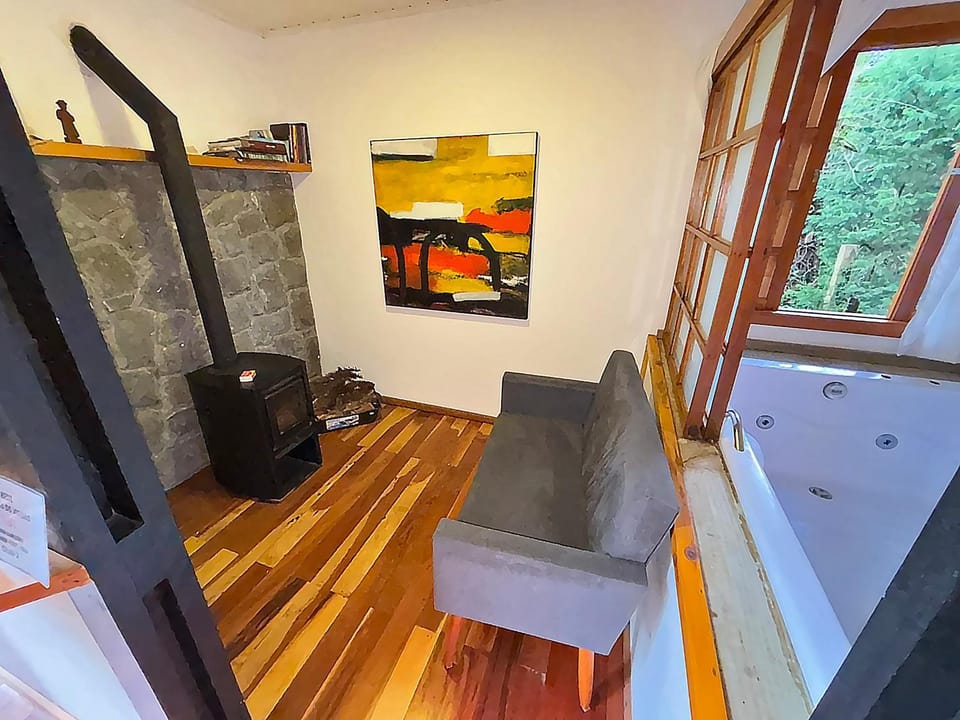 Hot Tub, Seating area, fireplace
