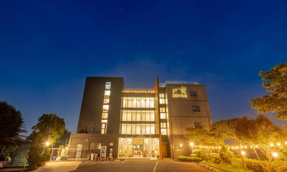 Property building, Night