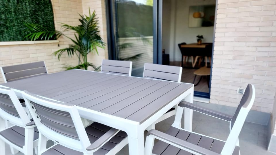 Patio, Balcony/Terrace, Dining area