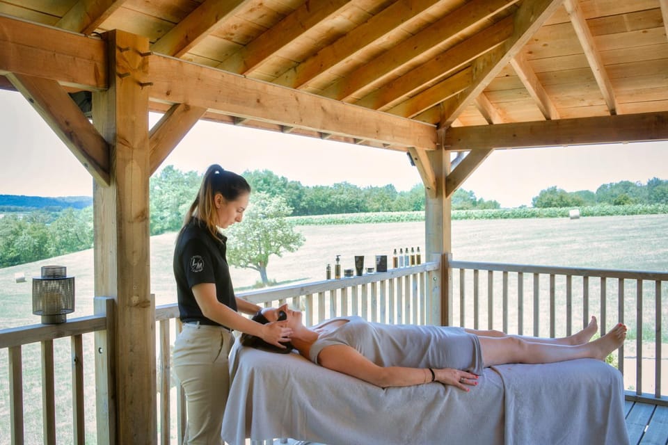 Massage, Balcony/Terrace, Balcony/Terrace