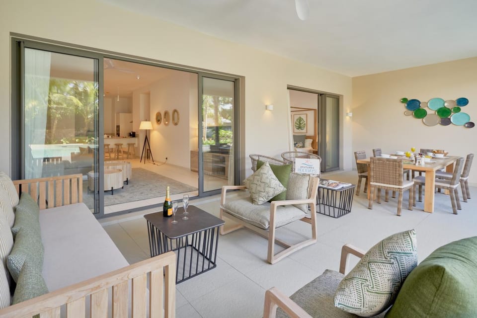 Balcony/Terrace, Dining area