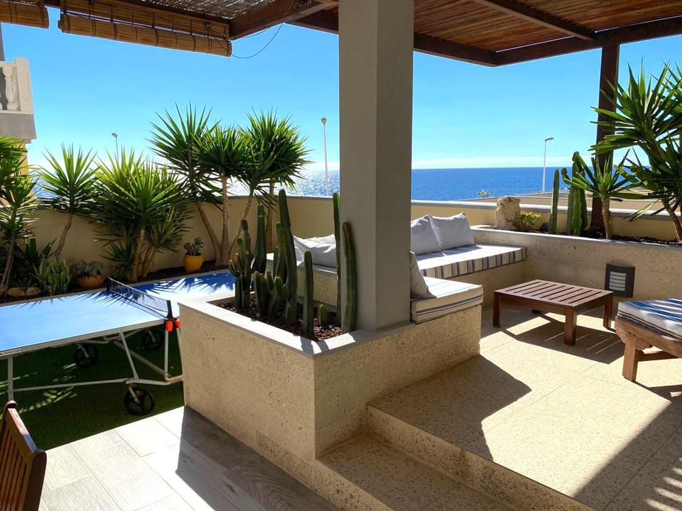 Day, Balcony/Terrace, Beach, Sea view, sunbed
