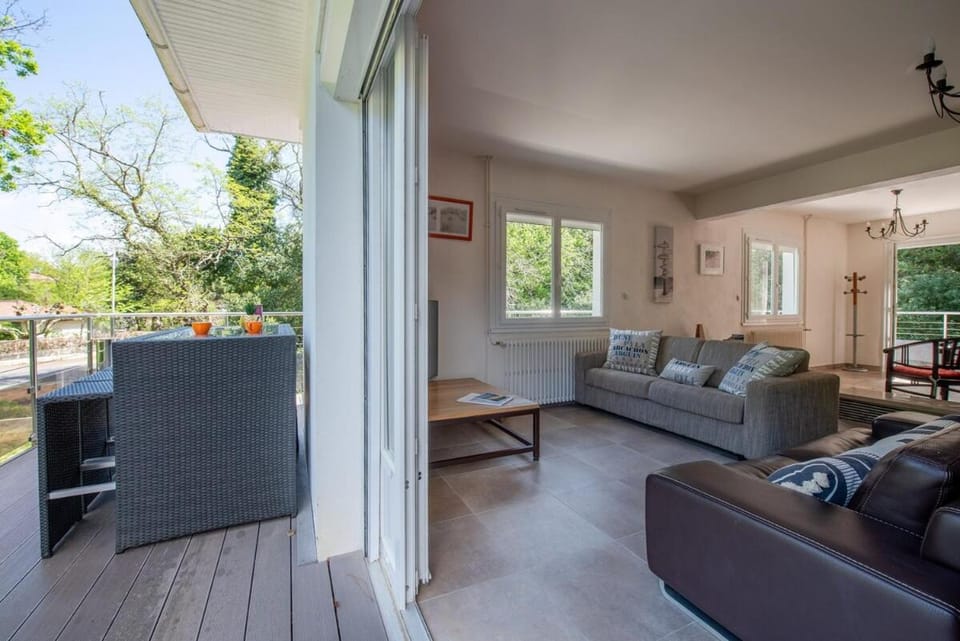 Balcony/Terrace, Living room