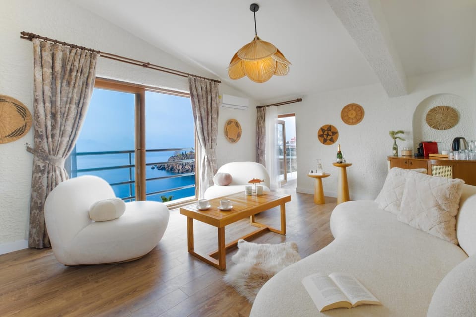 Natural landscape, View (from property/room), Living room, Pool view, Sea view