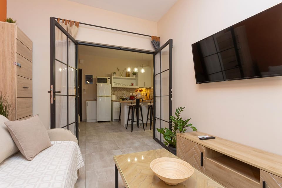 3C's Apartment THESS :Central, Cosy & Convenient Apartment in Thessaloniki