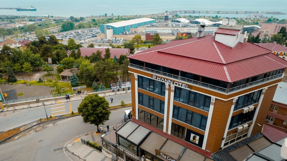 Bird's eye view, City view, Street view