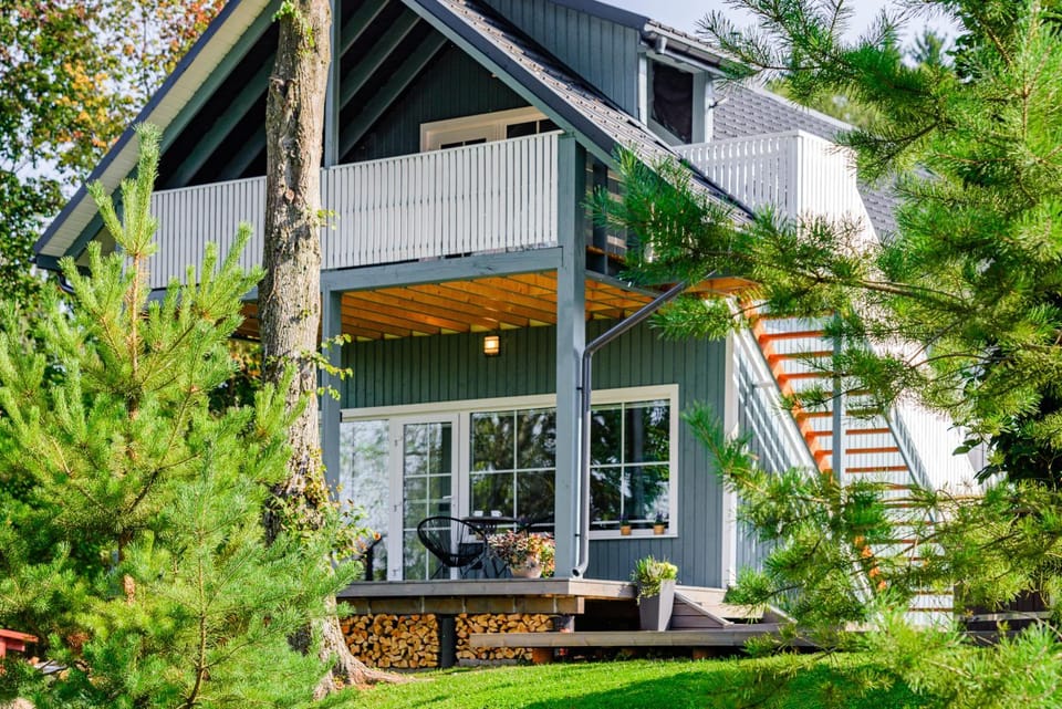 Property building, Balcony/Terrace