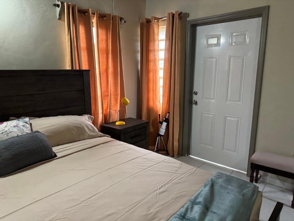 JJs Flat House in Antigua and Barbuda