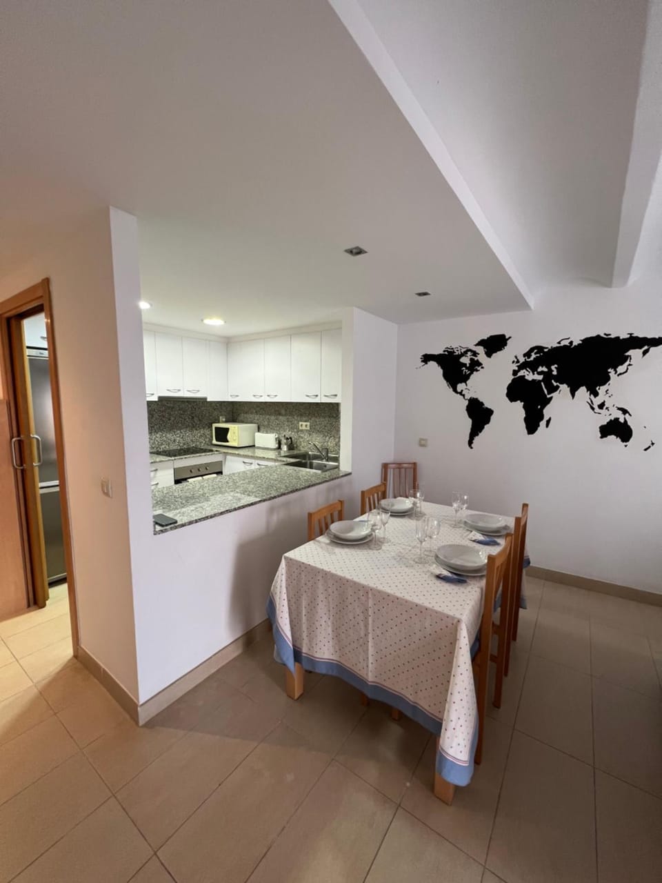 APARTAMENT A LA VORA DEL MAR Apartment in Roses