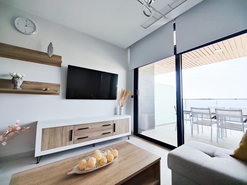 TV and multimedia, Living room, Seating area, Sea view