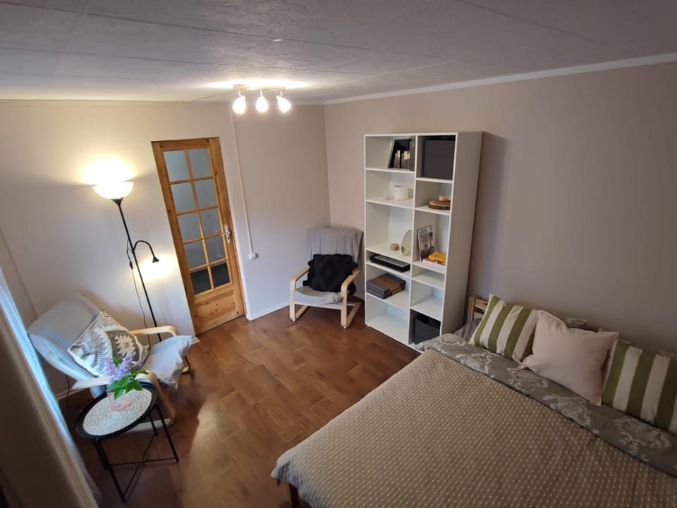 Seating area, Bedroom