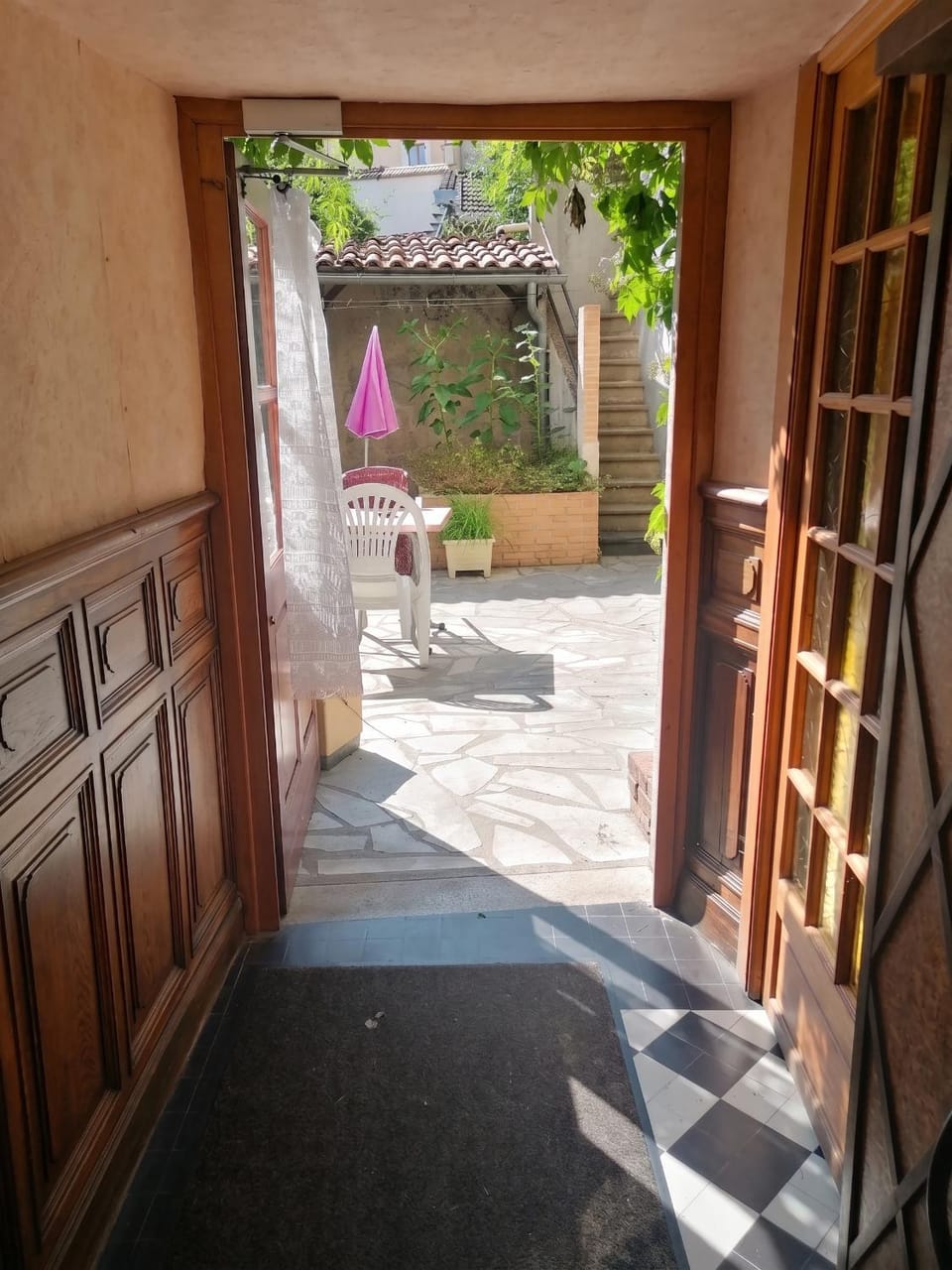 Studio charmant à Néris-les-Bains - 25 m² avec terrasse Apartment in Auvergne-Rhône-Alpes