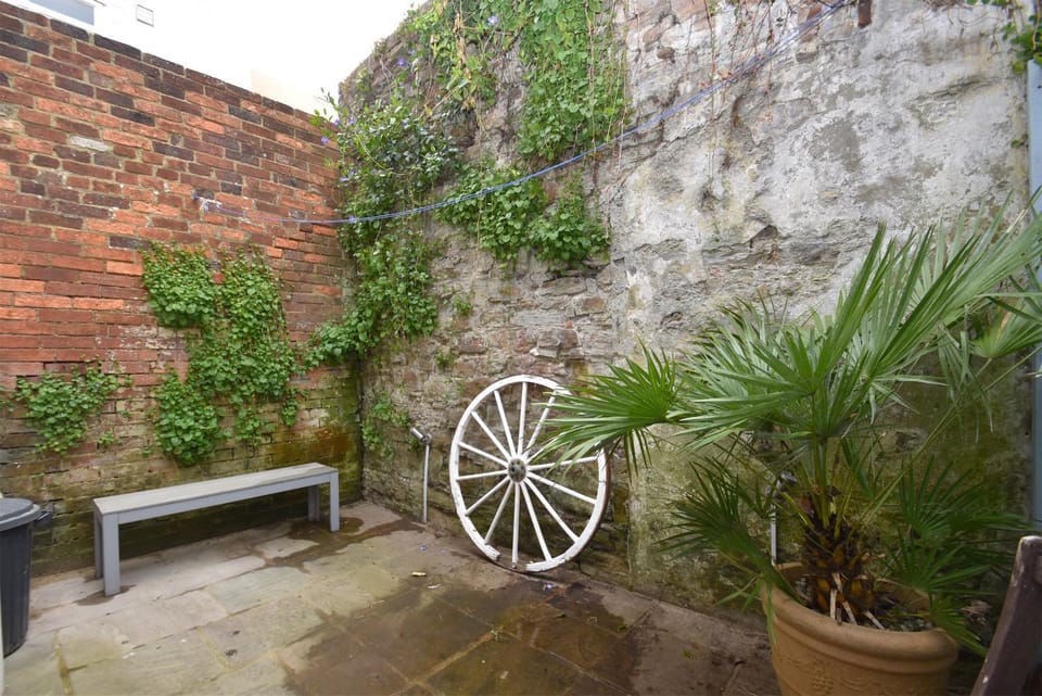 Patio, Garden