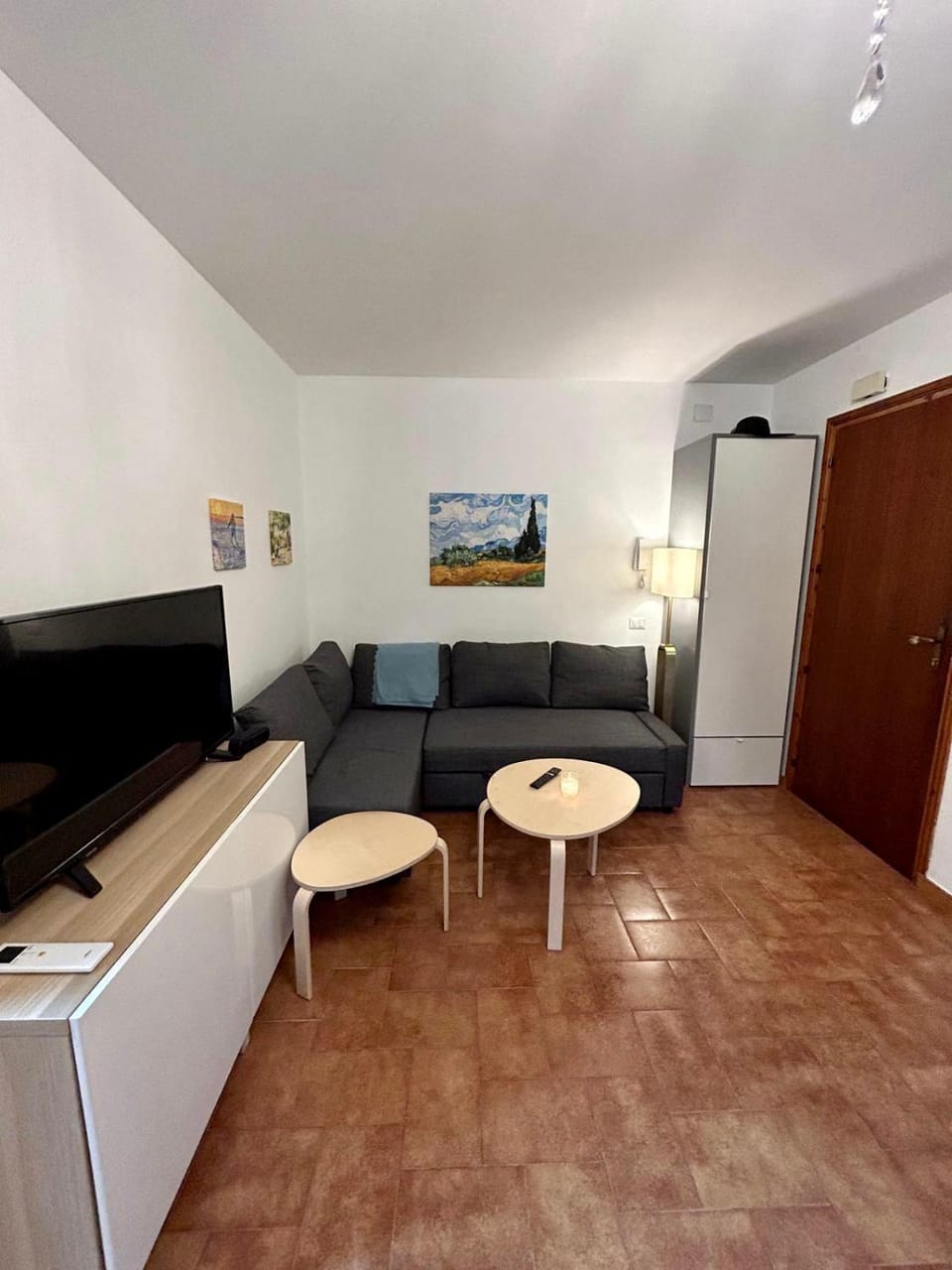 TV and multimedia, Living room, Seating area