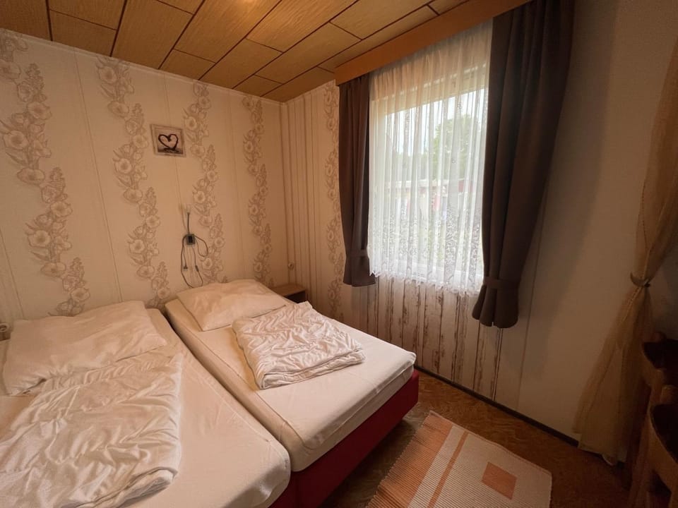 Ferien-Bungalow im Seebad UeckermündeOT Bellin House in West Pomeranian Voivodeship, Poland