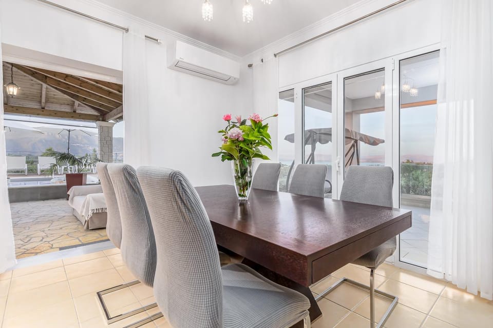 VILLA OLIVIA CORFU - Amazing sea-view 3 bedroom villa with a pool Villa in Corfu, Greece