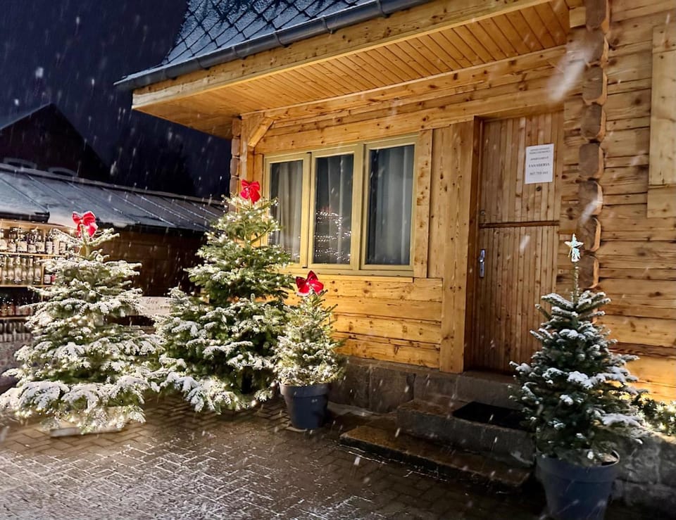 Property building, Winter