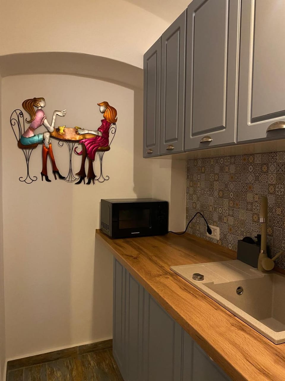 Kitchen or kitchenette