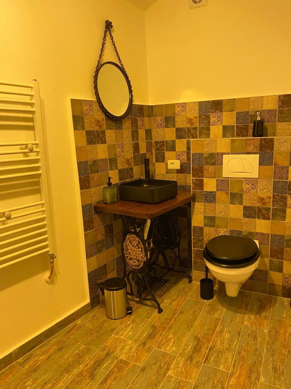 Toilet, Bathroom